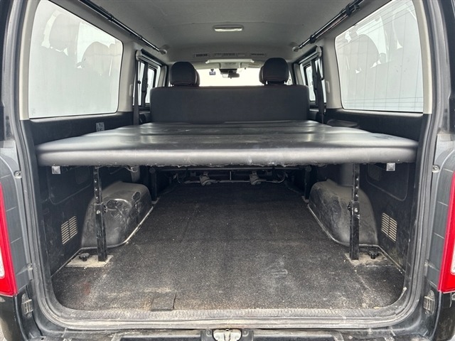Toyota HIACE VAN 2021 8111939-8