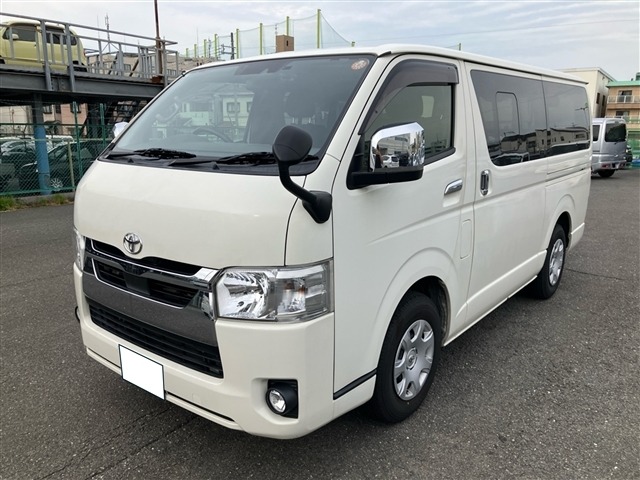 Toyota HIACE VAN 2021 8111943-10