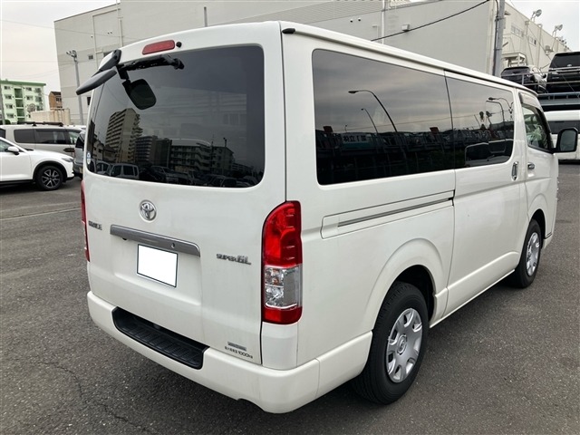 Toyota HIACE VAN 2021 8111943-9