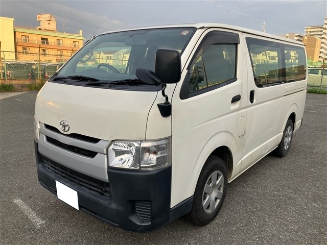 Toyota HIACE VAN 2017 8111944-10