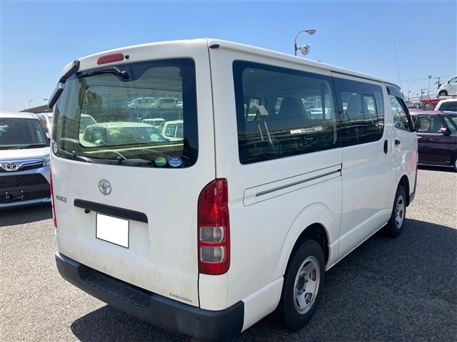 Toyota HIACE VAN 2020 8111945-9