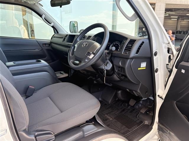Toyota HIACE WAGON 2019 8114881-2