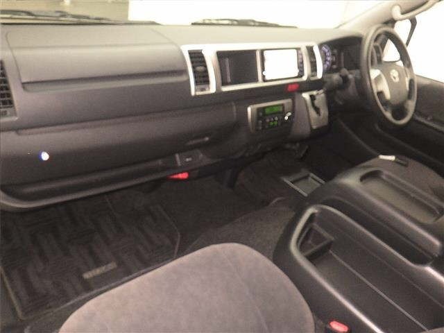 Toyota HIACE WAGON 2020 8114960-4