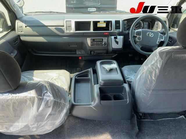 Toyota HIACE WAGON 2025 8114996-8