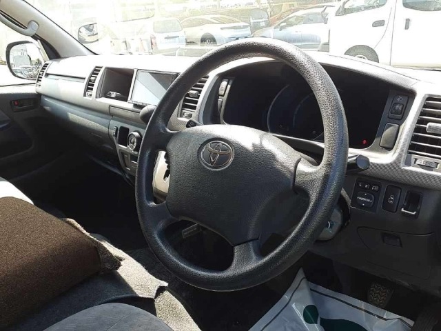 Toyota HIACE WAGON 2009 8115003-7