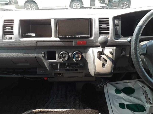 Toyota HIACE WAGON 2009 8115003-9