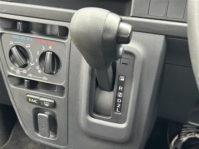 Daihatsu HIJET VAN 2021 8114711-11