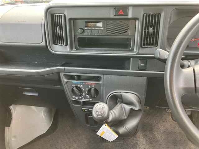 Daihatsu HIJET VAN 2018 8114765-6