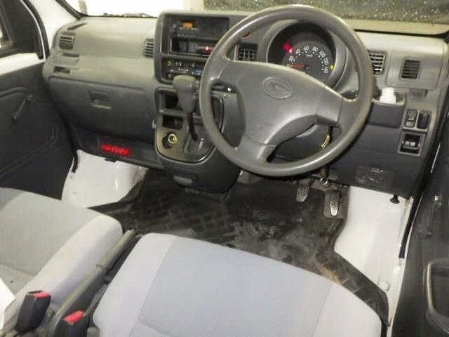 Daihatsu HIJET VAN 2011 8114857-3