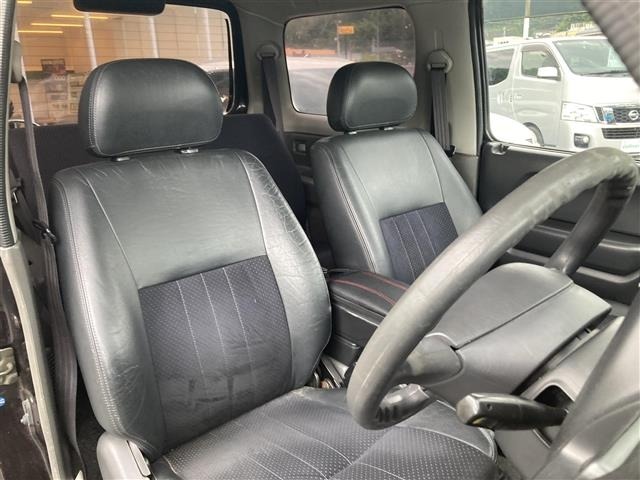 Suzuki JIMNY 2002 8111417-8