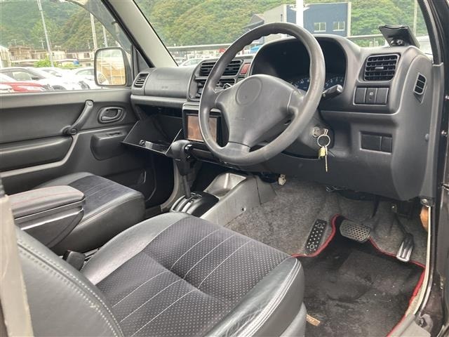 Suzuki JIMNY 2002 8111417-9