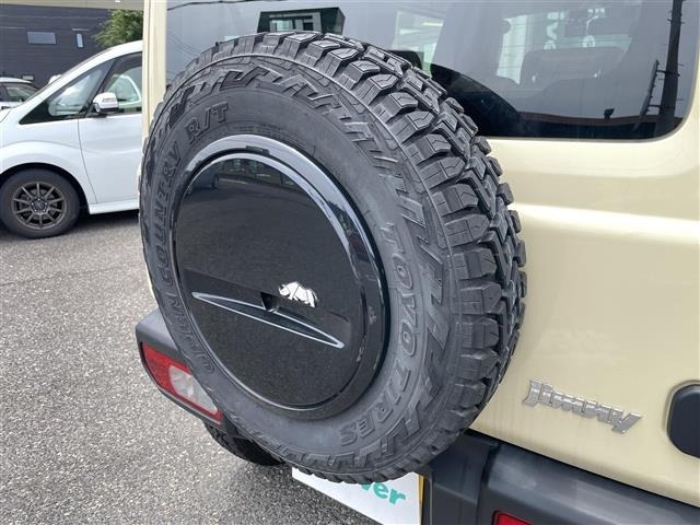 Suzuki JIMNY 2023 8111505-9