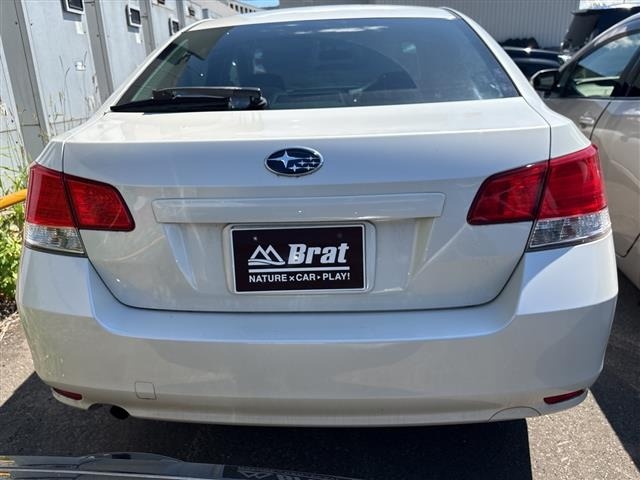 Subaru LEGACY B4 2011 8105837-10