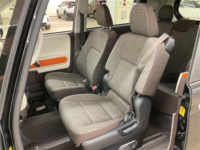 Toyota PORTE 2013 8115342-7