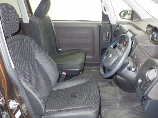 Toyota PORTE 2017 8115348-6