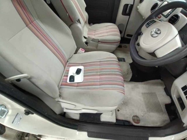 Toyota PORTE 2015 8115349-10