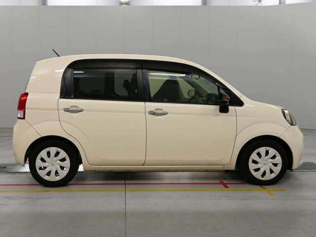 Toyota PORTE 2015 8115349-3