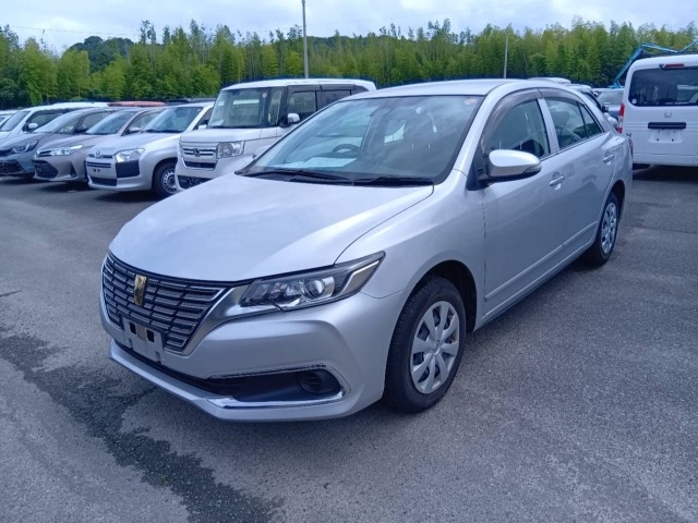 Toyota PREMIO 2021 8113057-0