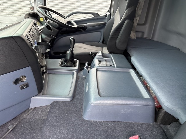 Hino PROFIA 2006 8116176-5