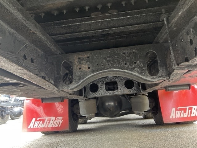 Hino PROFIA 2005 8116197-13