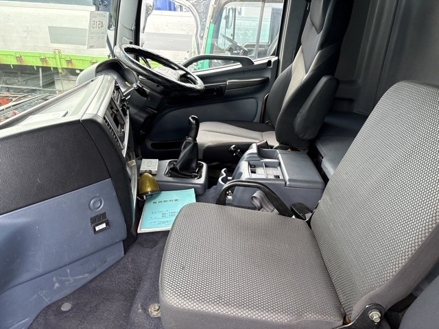 Hino PROFIA 2005 8116197-5