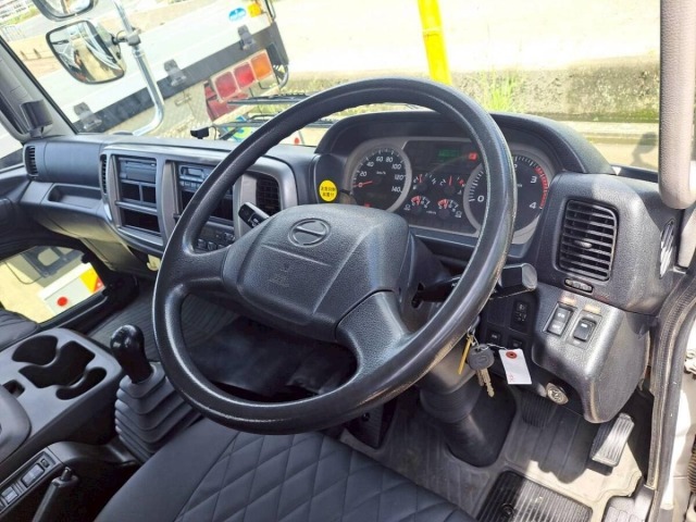 Hino RANGER 2013 8109682-17