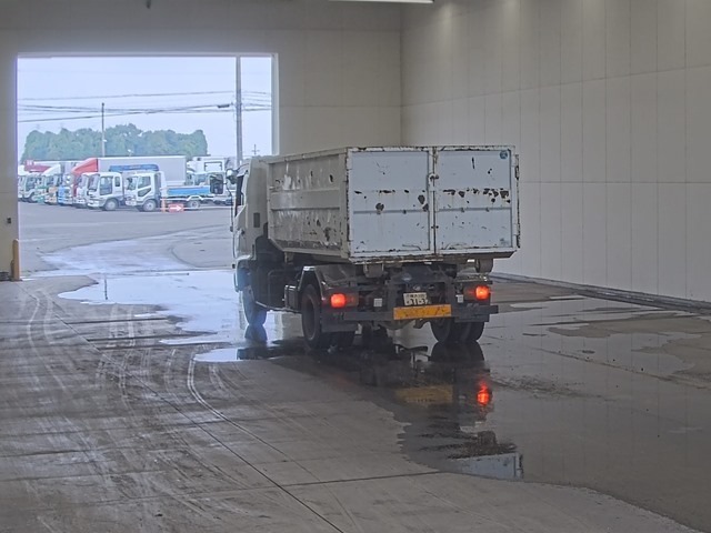Hino RANGER 2002 8109881-1