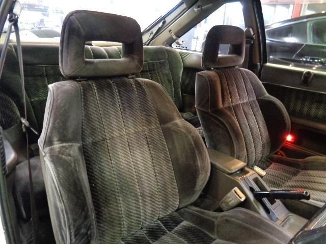 Nissan SILVIA 1986 8104997-37