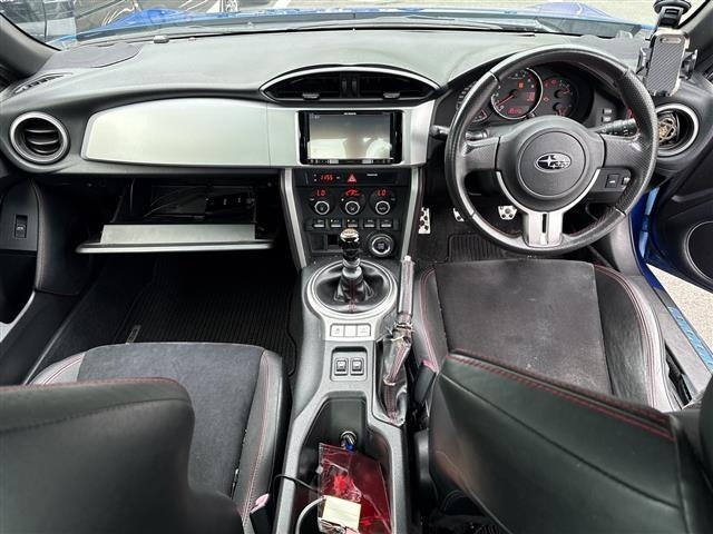 Subaru SUBARU 2012 8112477-2
