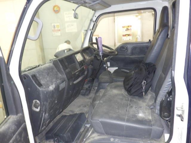 Mazda TITAN 2023 8106209-8