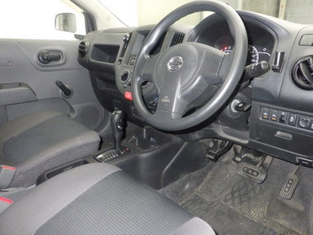 Nissan AD VAN 2021 8131721-3