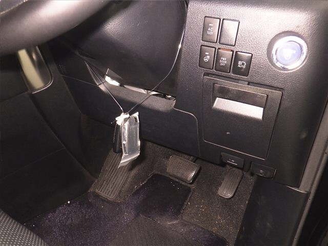 Toyota ALPHARD 2022 8137270-9