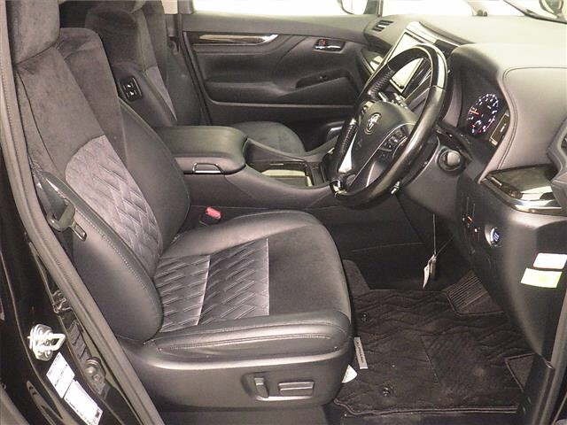 Toyota ALPHARD 2016 8137272-5