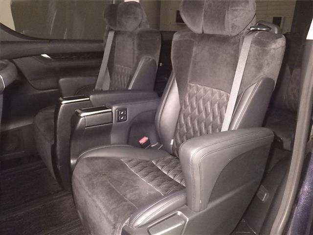 Toyota ALPHARD 2016 8137272-7