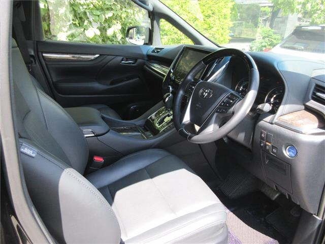 Toyota ALPHARD 2023 8137283-3