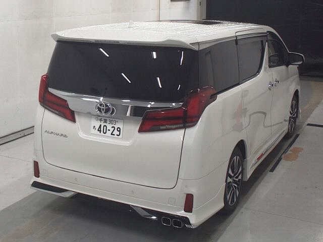 Toyota ALPHARD 2022 8137296-5