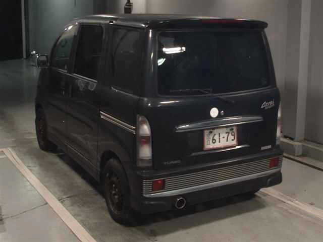 Daihatsu ATRAI WAGON 2000 8138086-1