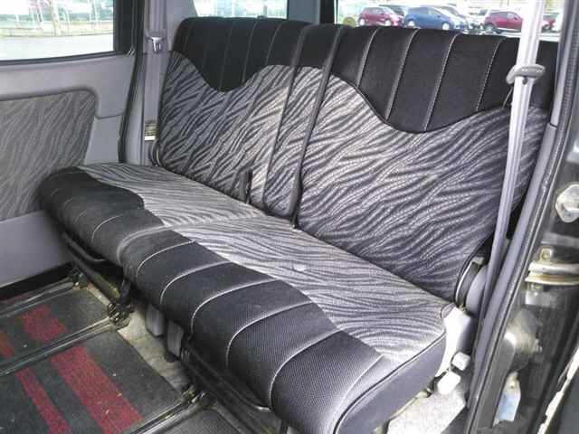 Daihatsu ATRAI WAGON 2000 8138086-9