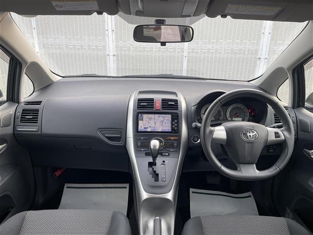 Toyota AURIS 2011 8118126-14