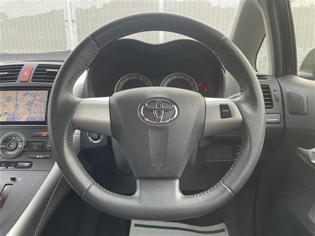 Toyota AURIS 2011 8118126-16