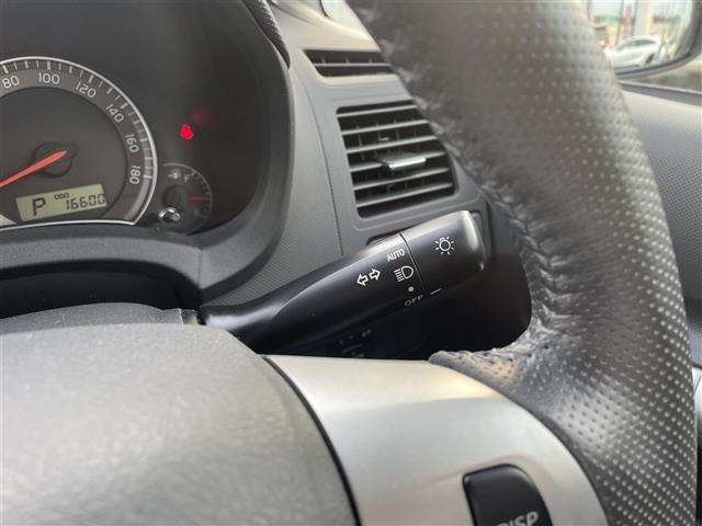 Toyota AURIS 2011 8118126-19