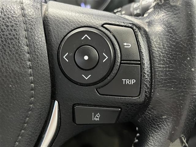 Toyota AURIS 2017 8118136-1