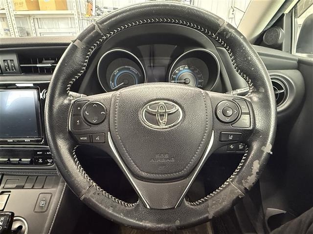 Toyota AURIS 2017 8118136-19