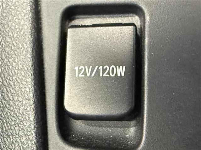 Toyota AURIS 2017 8118136-6