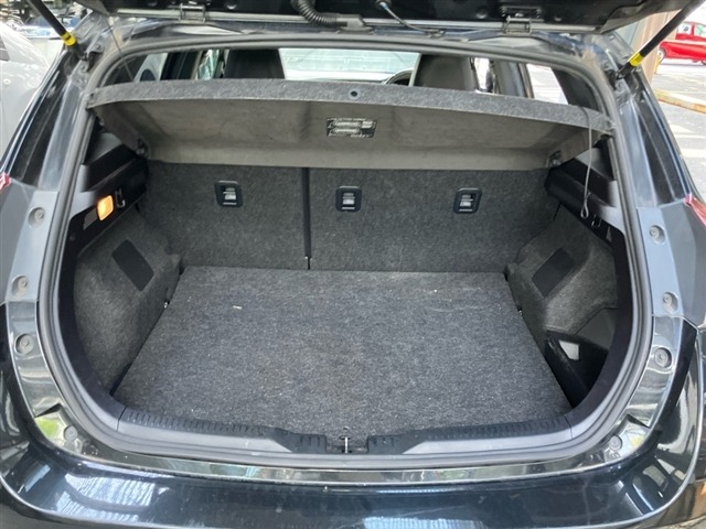 Toyota AURIS 2018 8118178-8