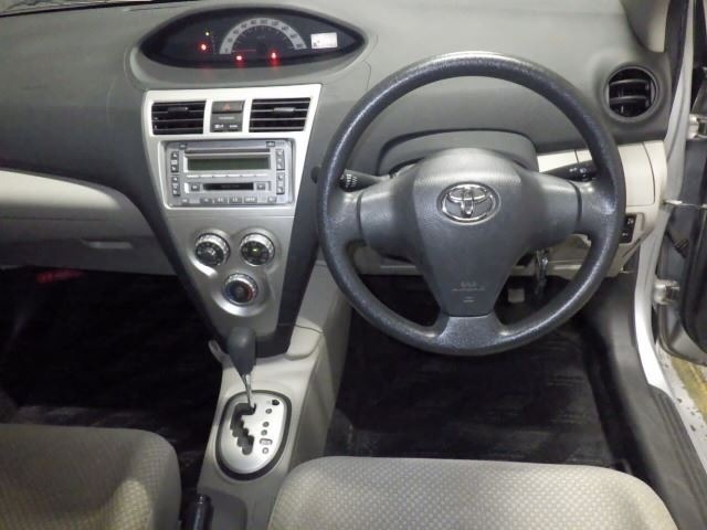 Toyota BELTA 2006 8135680-4