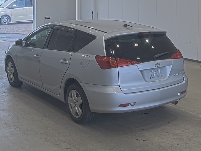 Toyota CALDINA 2003 8135711-1