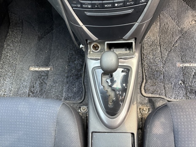 Toyota CALDINA 2003 8135711-5