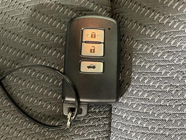 Toyota CAMRY 2015 8133492-12