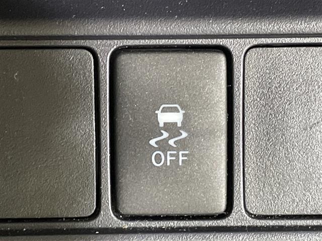 Toyota CAMRY 2015 8133492-4